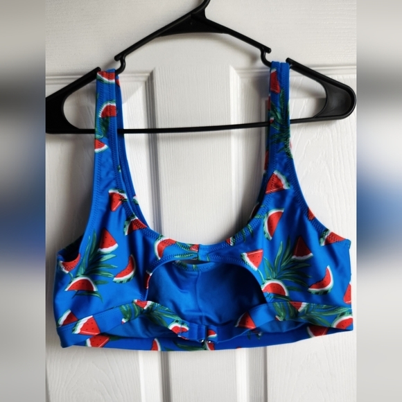 Swimsuit‎ Top Old Navy - Picture 3 of 5